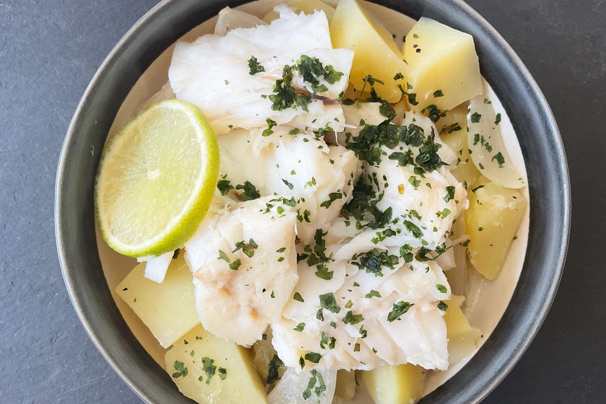 A bowl with basic Bahamian boil’ fish.