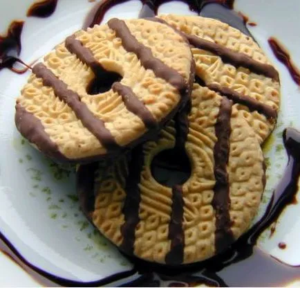 Ring cookies with chocolate decoration.