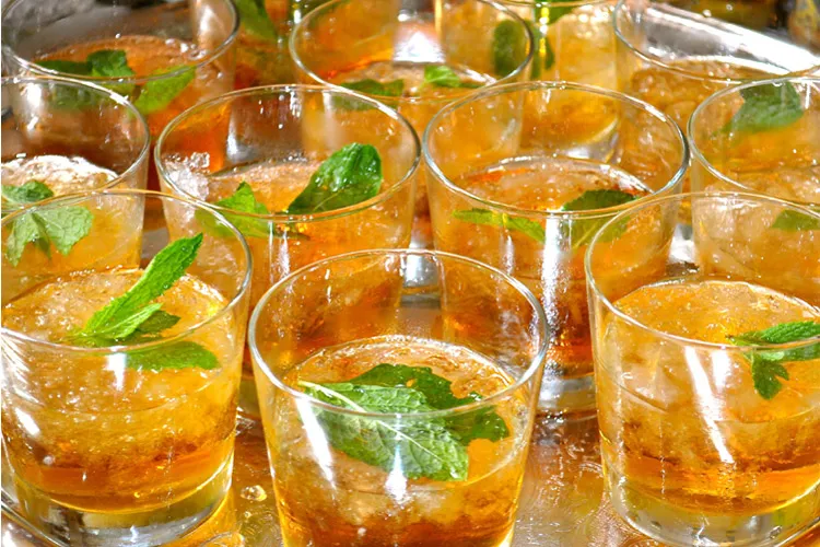 Mint juleps.