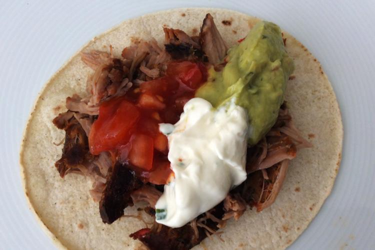 A Mexican tostada, tostada mexicana.
