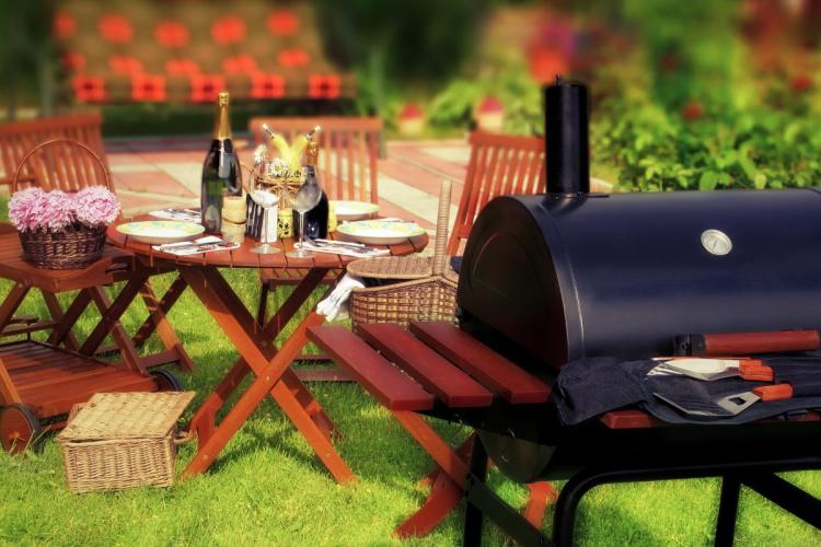 Setting the mood for an elegant barbecue party.
