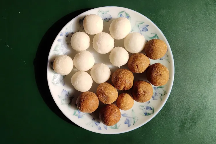 Coconut balls made with white sugar and jaggery.